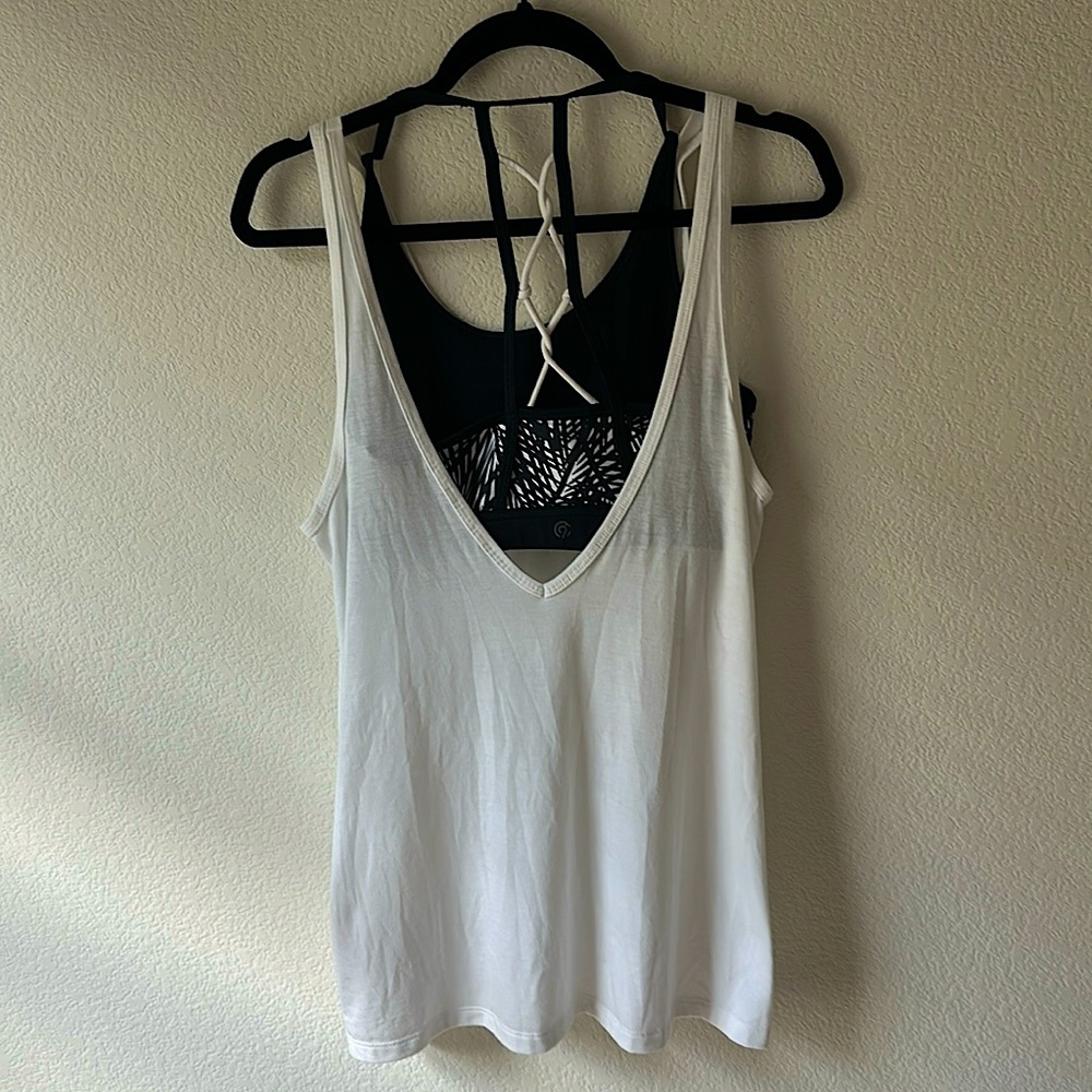 Champion Women’s Active Tank Top And Sports Bra Size Medium